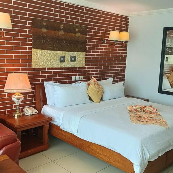 Grand Hotel Aeroport, Douala Kültér fotó
