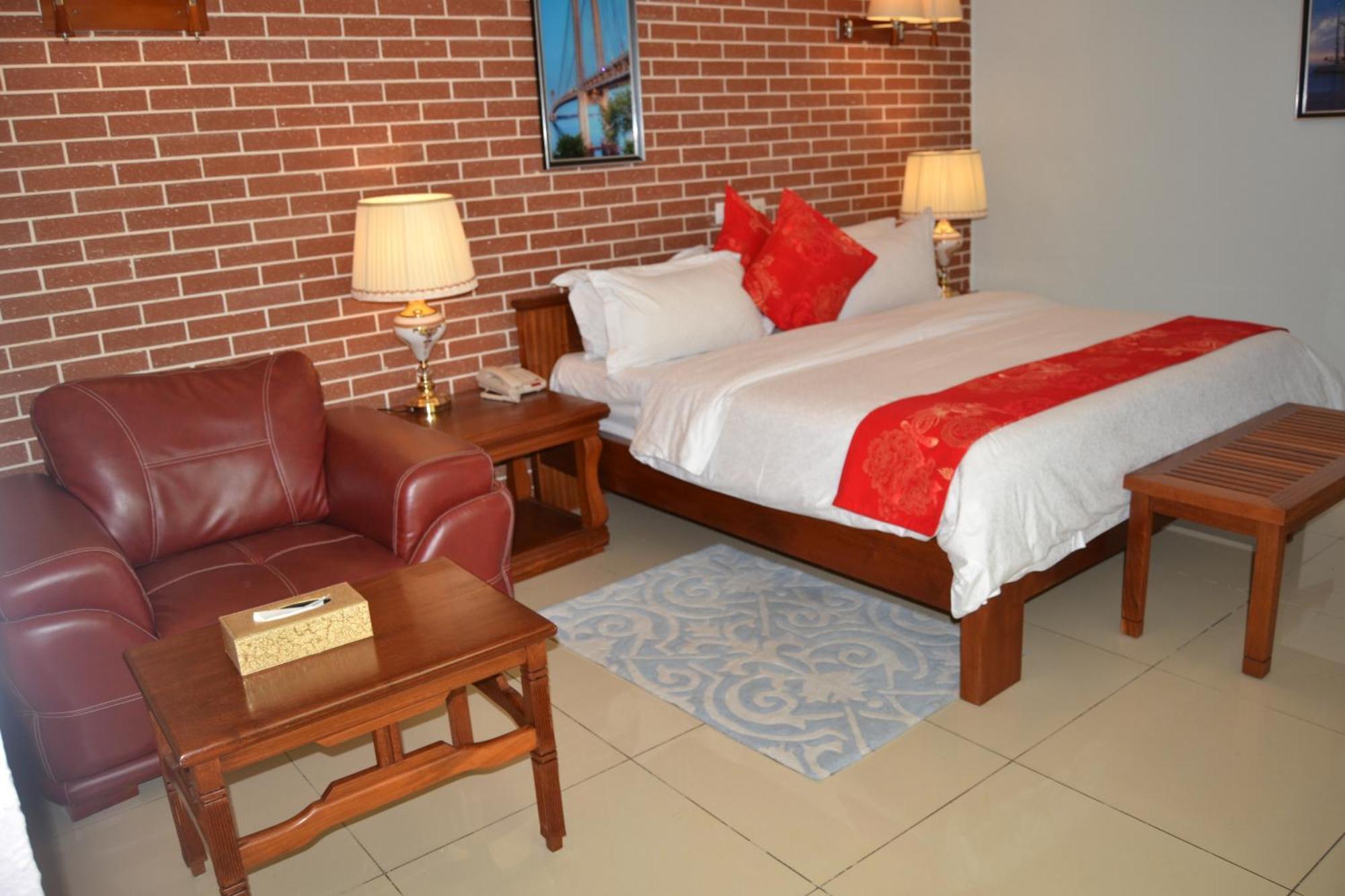 Grand Hotel Aeroport, Douala Kültér fotó